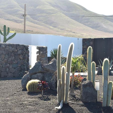 Villa La Belle Vie Famara Esterno foto