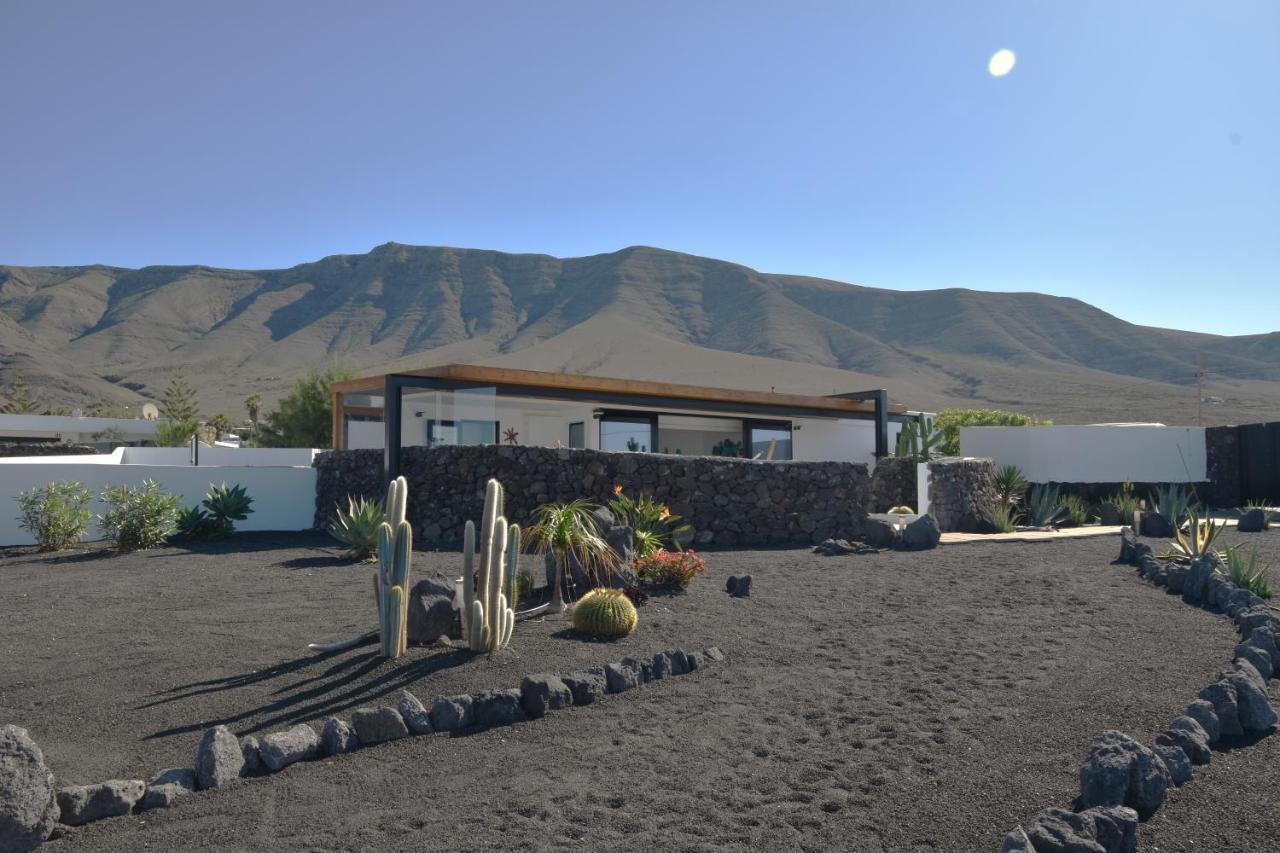 Villa La Belle Vie Famara Esterno foto