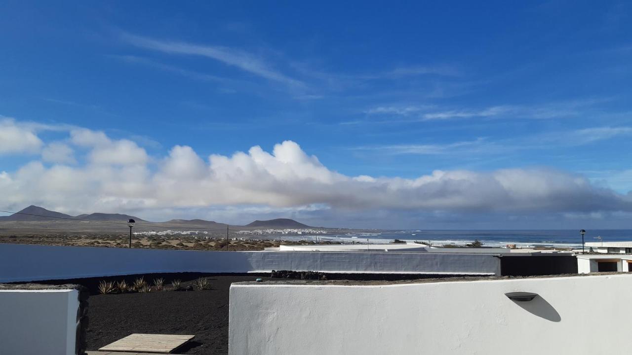 Villa La Belle Vie Famara Esterno foto