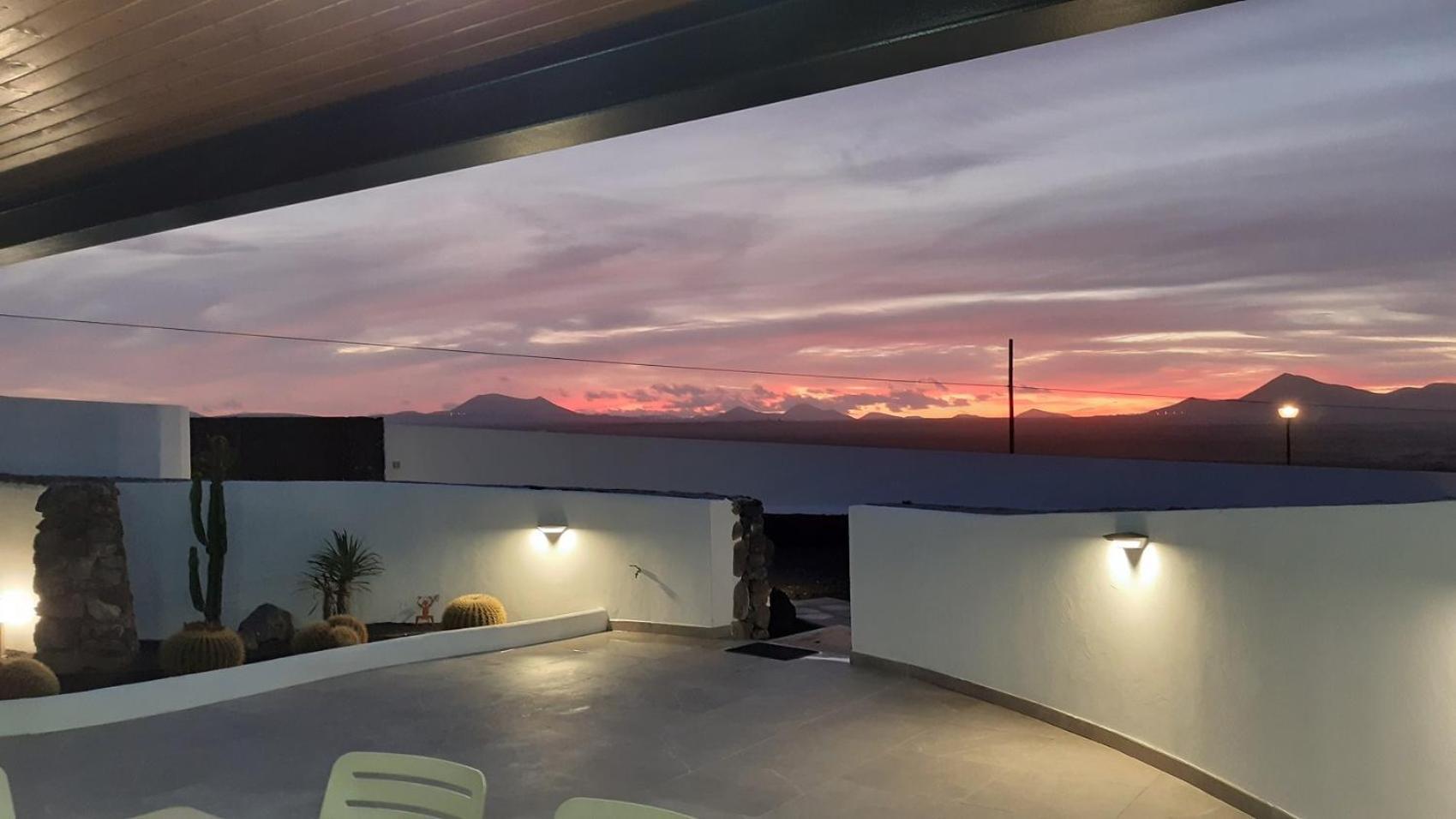 Villa La Belle Vie Famara Esterno foto